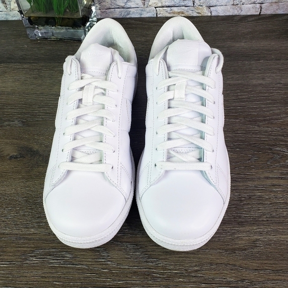 New Nike Wmns Tennis Classic - Picture 10 of 11
